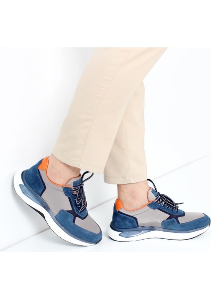 Erkek Gri Bağcıklı Kalın Tabanlı Süet Deri Sneaker