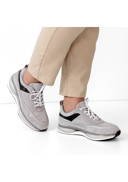 Erkek Gri Bağcıklı Kalın Tabanlı Süet Deri Sneaker