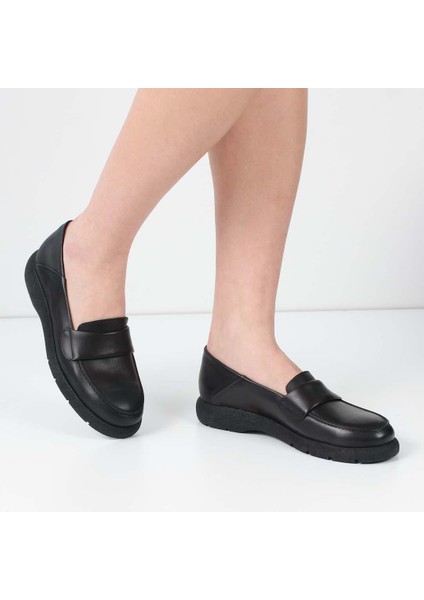 Kadın Siyah Deri Loafer fiyatları