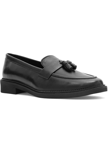 Kadın Siyah Püsküllü Deri Loafer modelleri