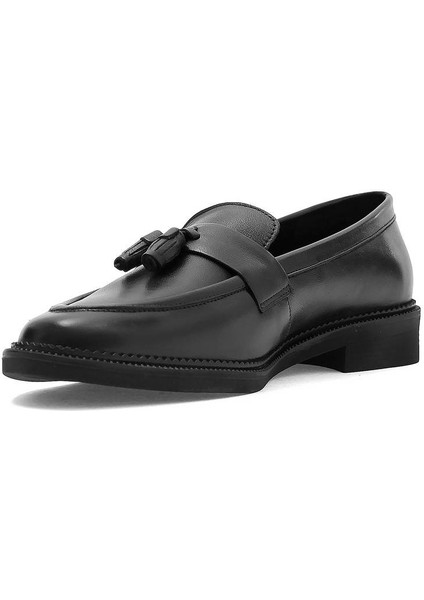Kadın Siyah Püsküllü Deri Loafer fırsatları
