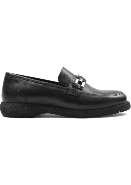 Kadın Siyah Tokalı Deri Loafer