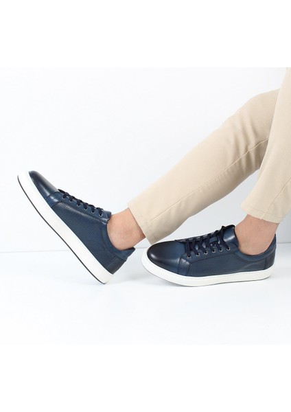 Erkek Lacivert Bağcıklı Kalın Tabanlı Deri Sneaker