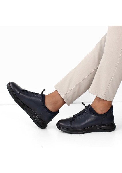 Erkek Lacivert Bağcıklı Kalın Tabanlı Deri Günlük Ayakkabı fiyatları