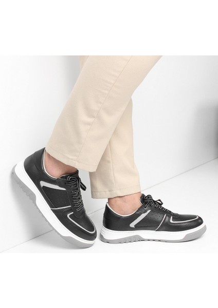 Erkek Siyah Bağcıklı Kalın Tabanlı Deri Sneaker