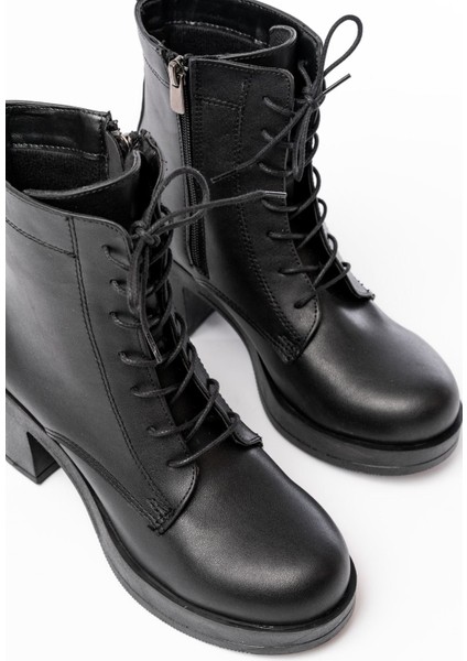 Siyah Bağcıklı Fermuarlı Kalın Topuklu Günlük Kadın Bot fırsatları