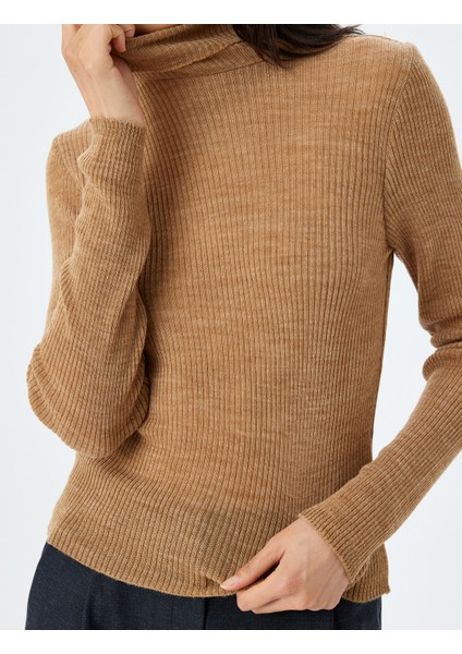 Uzun Kollu Yün Karışımlı Balıkçı Yaka Triko Kazak indirimleri