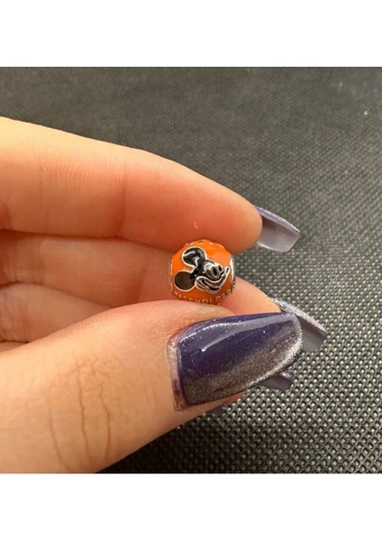 Disney Mickey Mouse Passholder Model Charm