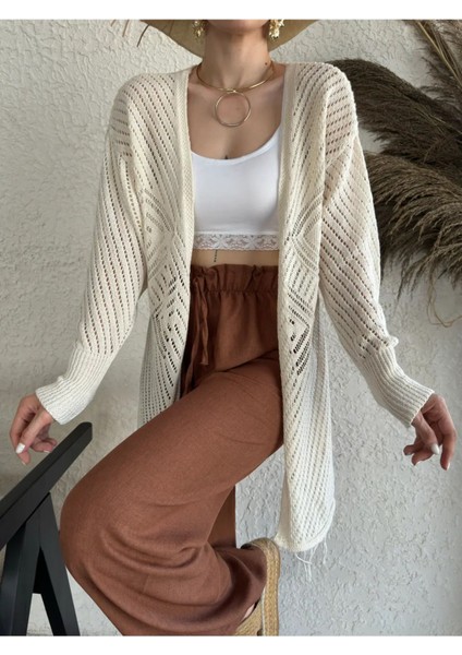 Kadın Ajurlu Püskül Detay Salaş Hırka fırsatları