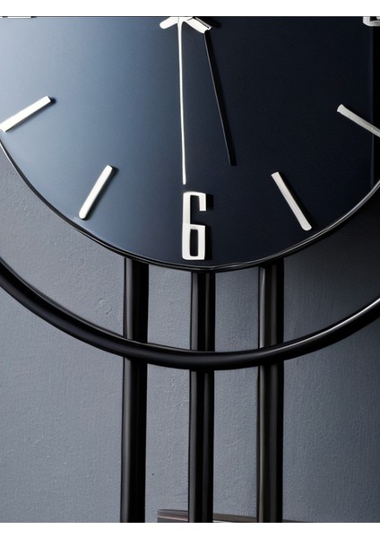 Iskandinav Tarzı Duvar Saati, Siyah Aynalı Merkez, Metal Pil Ile Çalışan - 40-70 cm modelleri