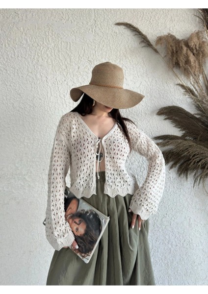 Kadın Ajurlu Bağlama Detay Hırka