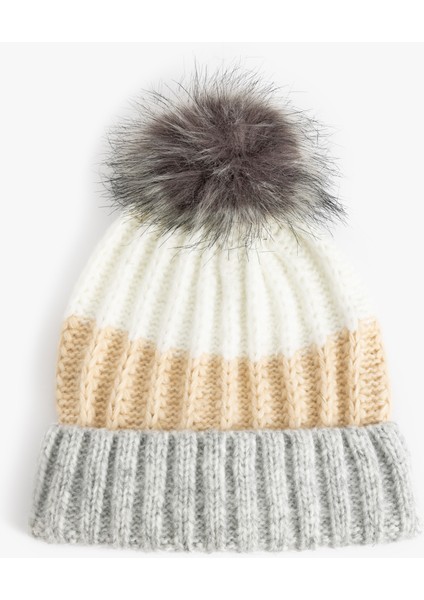 Örgü Bere Ponponlu Renk Bloklu Katlama Detaylı