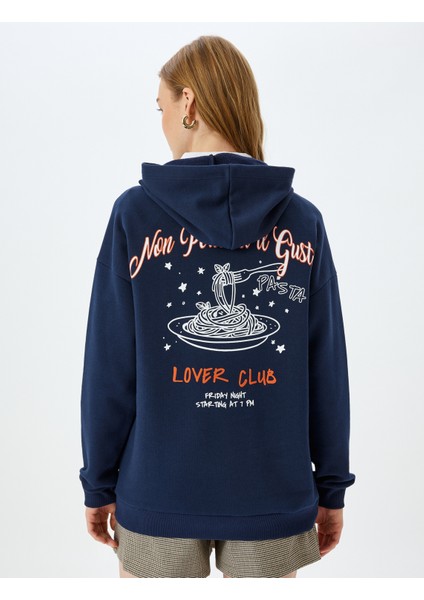 Slogan Baskılı Kapüşonlu Uzun Kollu Şardonlu Oversize Sweatshirt