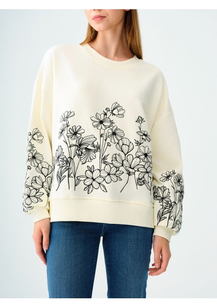 Regular Fit Kadın Sweatshirt fırsatları