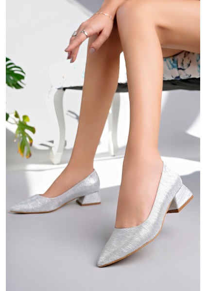 Shine Model Kadın Gümüş Parlak Abiye Sivri Burun Kare Topuklu Babet Kadın Ayakkabı fiyatları