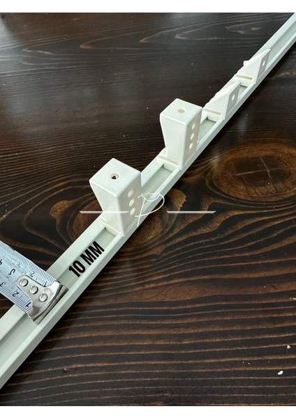 Katlamalı Perde Dekoratif Ray Montaj Ayağı 2.5 cm Kısa Başlık (4 Lü Paket) fiyatları