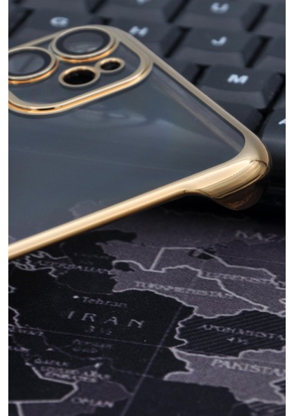 iPhone 11 Uyumlu Altın Sarı Gold Renkli Ince Kenarlı Şeffaf Sert Kapak Kılıf modelleri