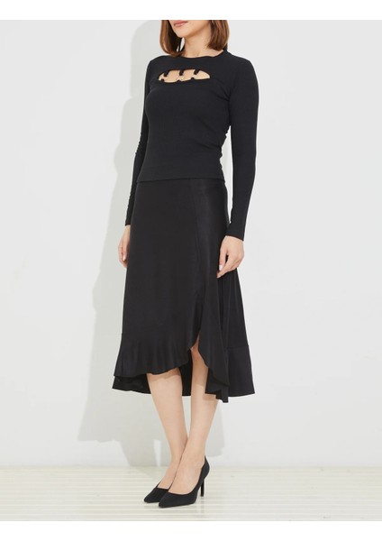 Slim Fit Bisiklet Yaka Önü Halka Detaylı Crop Bluz modelleri