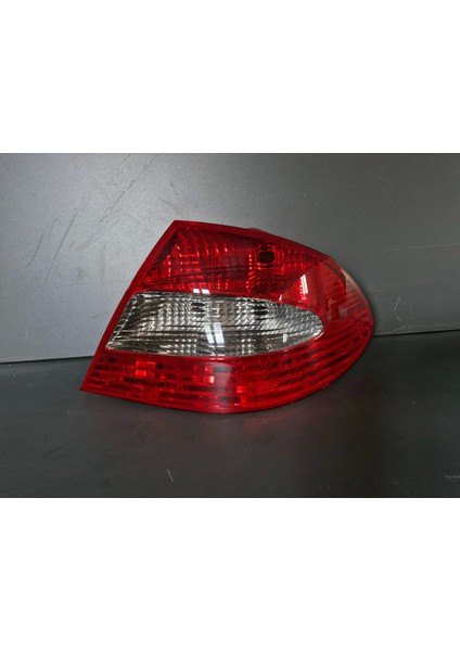 W209 CLK200 CLK320 Sağ Arka Stop Lambası Sıfır 2005-2009