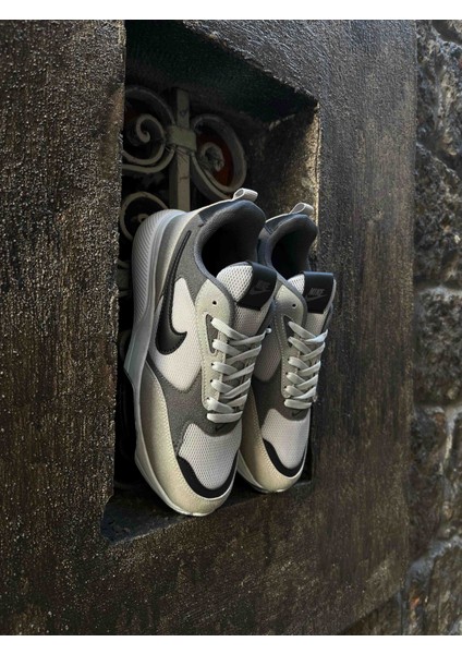 Nıke Gri Spor Ayakkabı