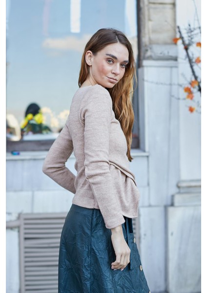 Kadın Kruvaze Uzun Kol Hafif Esnek Triko Kazak Bluz-Bej