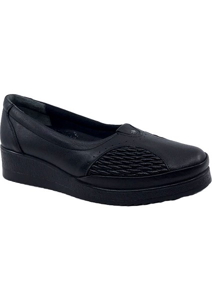 410 Siyah Deri Günlük Anne Ayakkabı fiyatları