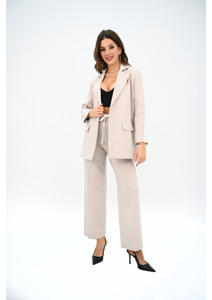 Kadın Şerit Detaylı Oversize Ceket Takım 9007-25 fiyatları