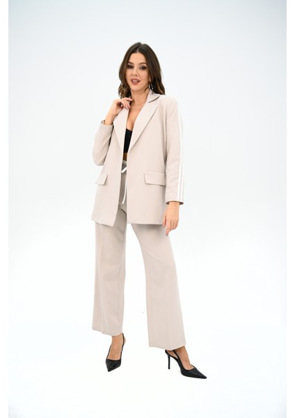 Kadın Şerit Detaylı Oversize Ceket Takım 9007-25 modelleri