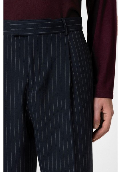 Lacivert Çizgili Relaxed Fit Erkek Pantolon fırsatları