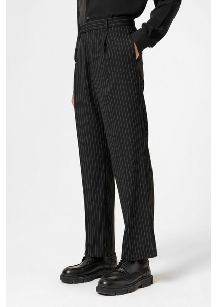 Siyah Çizgili Relaxed Fit Erkek Pantolon modelleri
