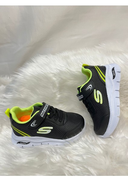 Best Shoes Çocuk Siyah ve Yeşil Spor Ayakkabı