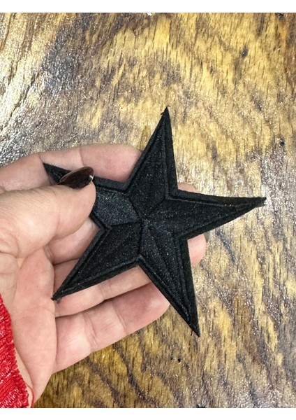 9x9 cm Ütü Ile Yapışan Siyah Nakış Işleme Yıldız Arma Aplike fiyatları