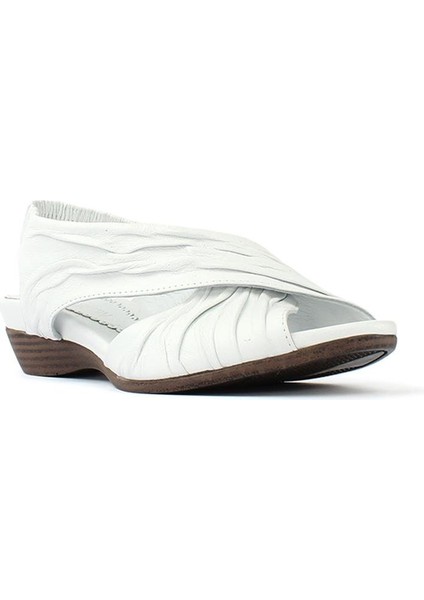 Kadın Beyaz Arkası Lastikli Deri Sandalet modelleri