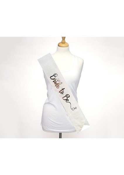 Beyaz Üzeri Gümüş Italik Alyanslı Bride To Be Yazılı Simli Işıltılı Kuşak Kemer 10 cm Genişlik (3791) indirimleri