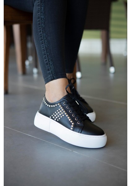 Shoes Kadın Siyah Deri Sneaker fiyatları