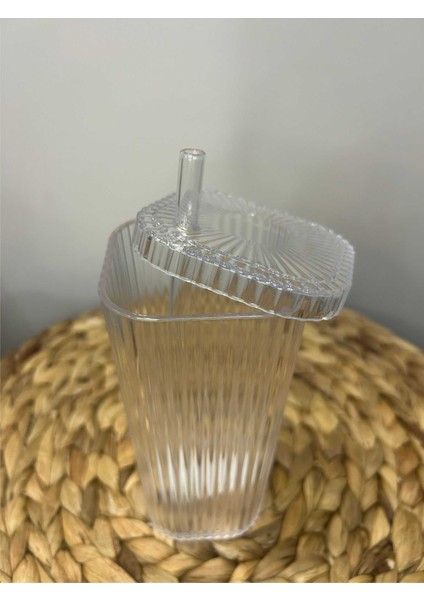 Cam Pipetli Bardak
