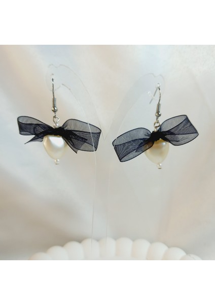 Kurdele Detaylı Aesthetic Soft Vibes Vintage Coquette Kalp Inci Küpe