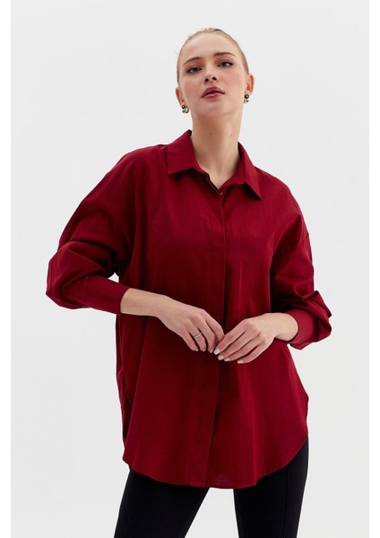 Gizli Düğmeli Yandan Yırtmaçlı Oversize Gömlek