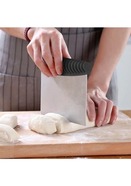 Hamur Kesme Aparatı Kesici Kazıyıcı Pasta Kek Şekillendiren Spatula