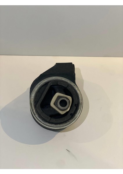 Volvo 30611049MOTOR Kulağı Üst Sağ 30611049 S40 V40 1.6 1.8 1996-2000 Benzinli