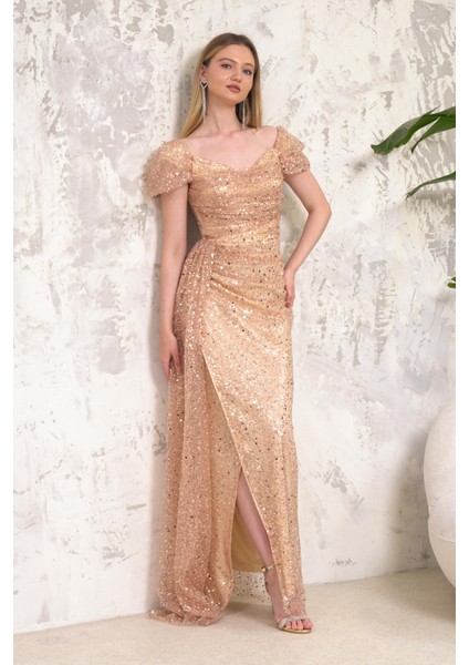 Kayık Yaka Incili Pullu Gold Abiye modelleri