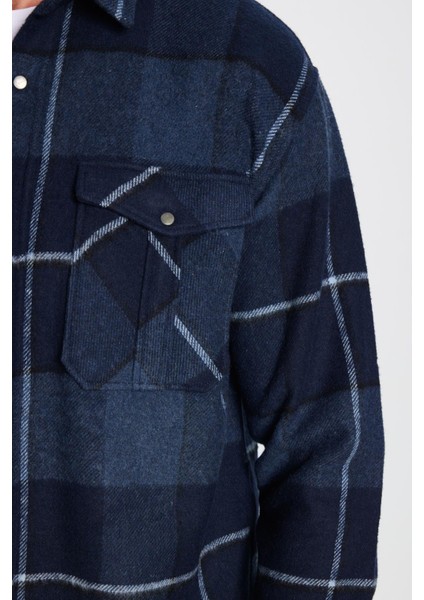 Erkek Relax Fit Rahat Kesim Oduncu Çift Cep Düğmeli Kareli Kışlık Gömlek fırsatları