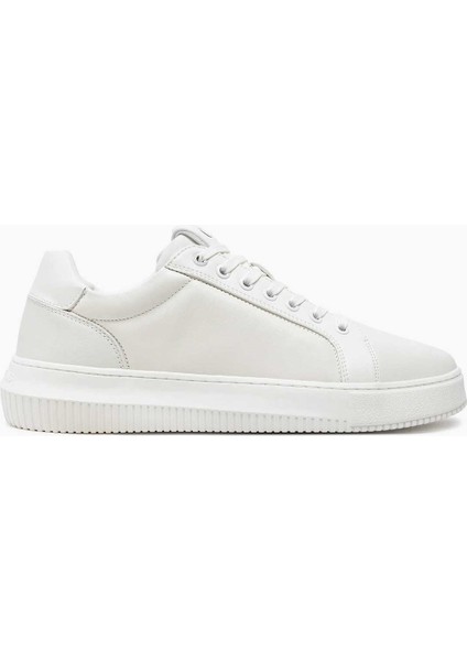 Chunky Cupsole Clean Low Top Sneaker