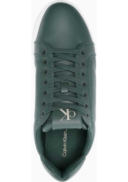 Chunky Cupsole Clean Low Top Sneaker