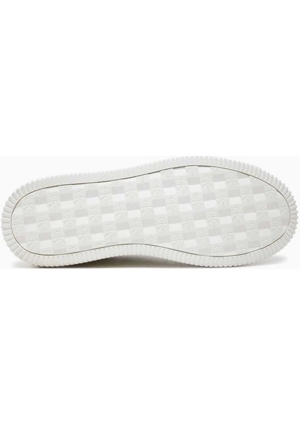 Chunky Cupsole Clean Low Top Sneaker