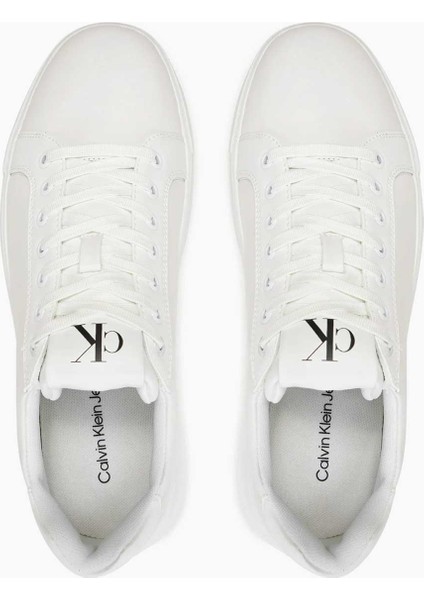 Chunky Cupsole Clean Low Top Sneaker