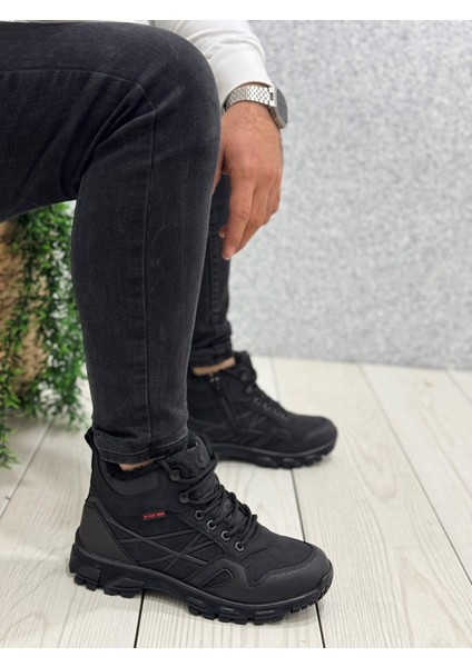 Siyah Içi Kürklü Bağcık Detaylı Unisex Bot