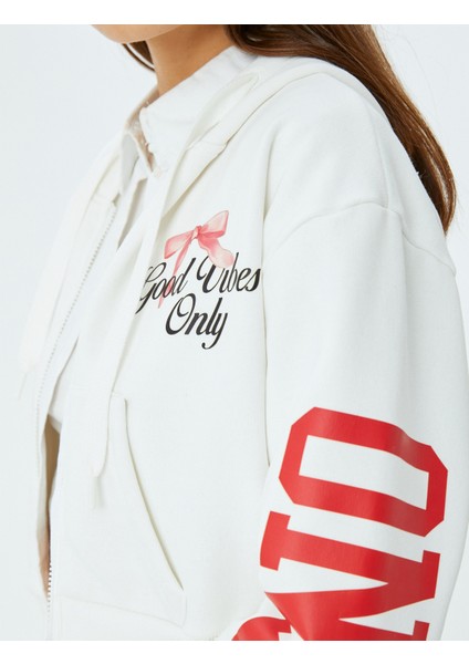 Arkası Baskılı Kapüşonlu Fermuarlı Cepli Sweatshirt indirimleri