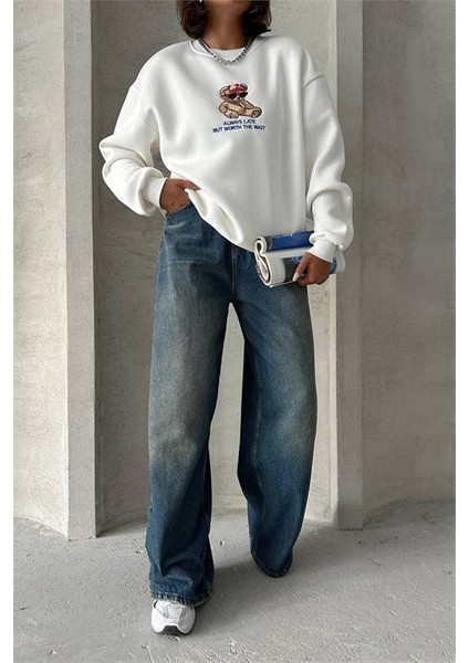 Dipmoda kadın ekru içi pamuklu nakış detaylı sweat DPG035 modelleri