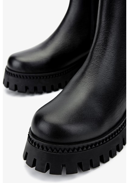 Kadın Deri Siyah Floter Casual Bot 322 2251813 Bn Bot SK24-25 Sıyah Fltr modelleri